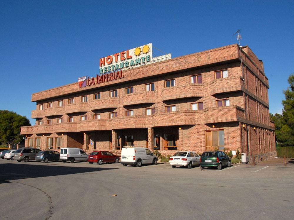 La Imperial Hotel Luceni Kültér fotó